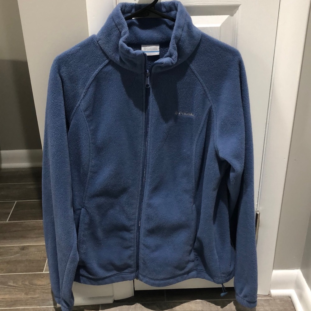 Women’s Columbia fleece jacket brand new without tag